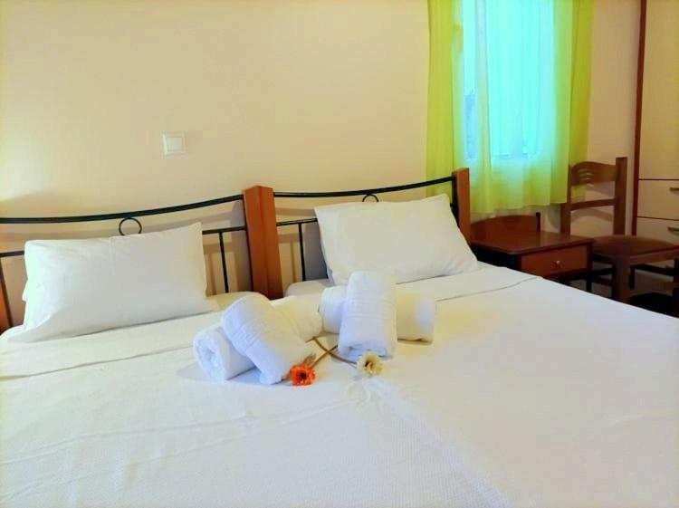 Lourantos Bayside Apartments Βαθύ Εξωτερικό φωτογραφία