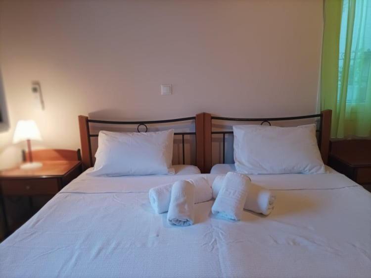 Lourantos Bayside Apartments Βαθύ Εξωτερικό φωτογραφία