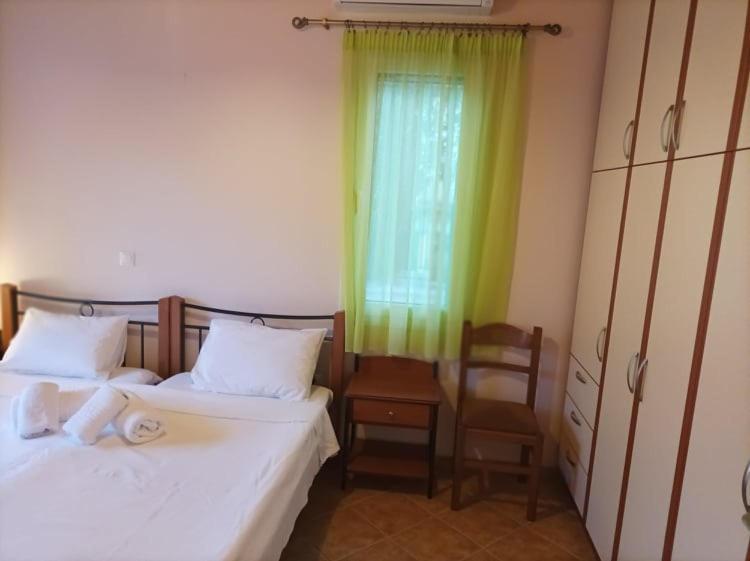 Lourantos Bayside Apartments Βαθύ Εξωτερικό φωτογραφία