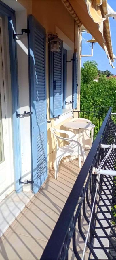 Lourantos Bayside Apartments Βαθύ Εξωτερικό φωτογραφία