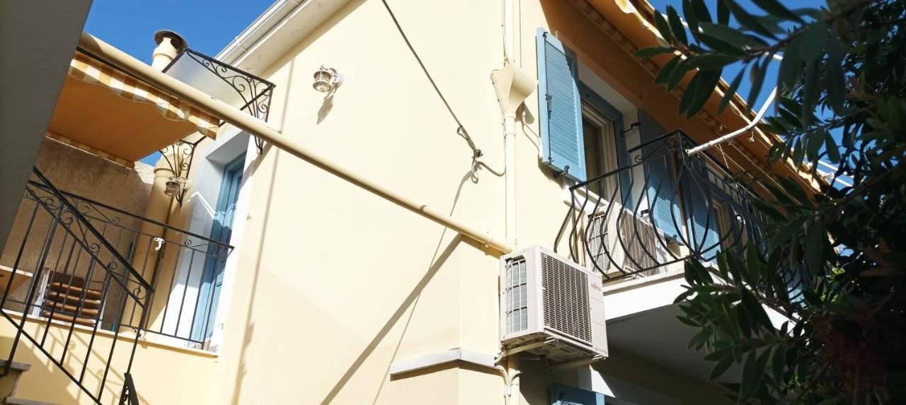Lourantos Bayside Apartments Βαθύ Εξωτερικό φωτογραφία
